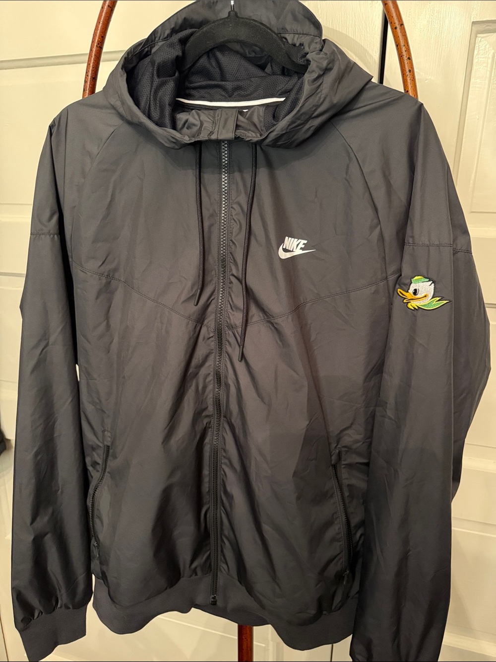 Nike Oregon Ducks Windrunner Jacket Men’s Large Black Hooded Full Zip